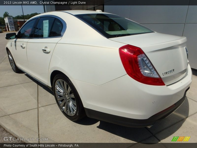 Crystal Champagne / Light Dune 2013 Lincoln MKS AWD