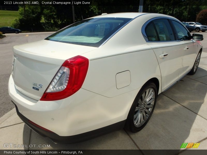 Crystal Champagne / Light Dune 2013 Lincoln MKS AWD