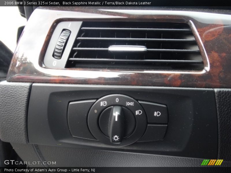 Black Sapphire Metallic / Terra/Black Dakota Leather 2006 BMW 3 Series 325xi Sedan