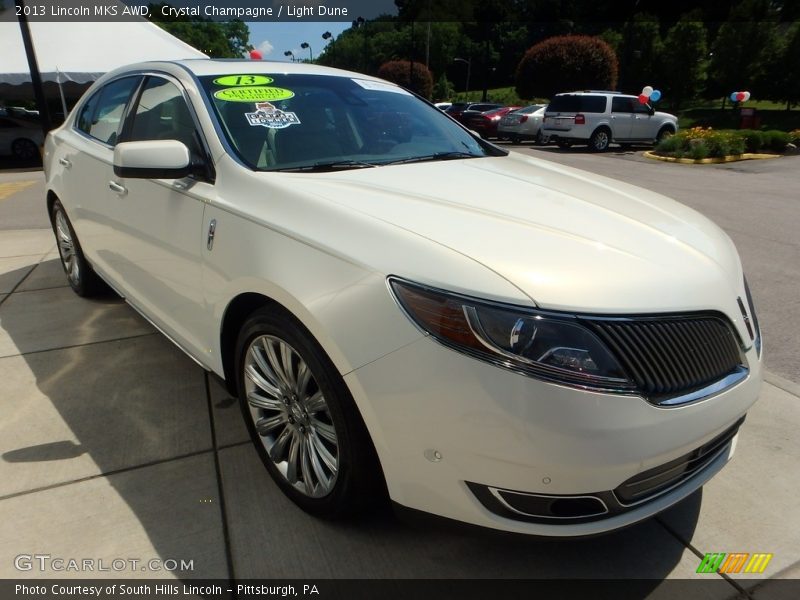 Crystal Champagne / Light Dune 2013 Lincoln MKS AWD