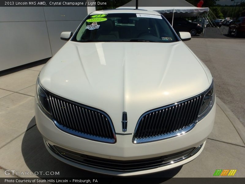 Crystal Champagne / Light Dune 2013 Lincoln MKS AWD