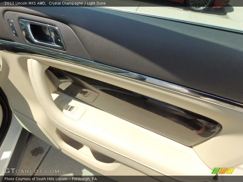Crystal Champagne / Light Dune 2013 Lincoln MKS AWD