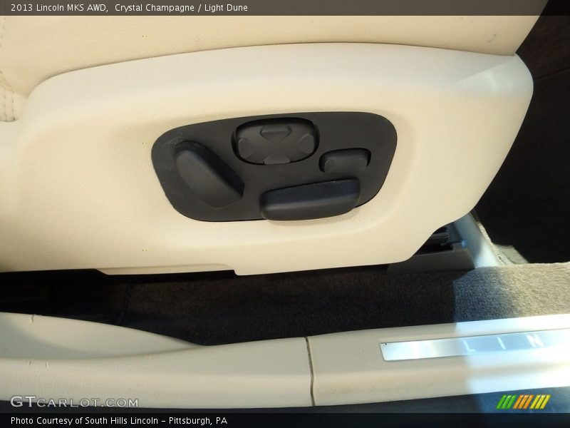 Crystal Champagne / Light Dune 2013 Lincoln MKS AWD