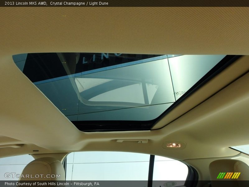 Crystal Champagne / Light Dune 2013 Lincoln MKS AWD