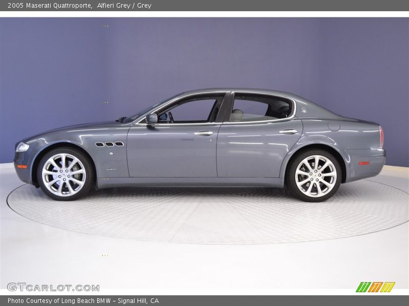 Alfieri Grey / Grey 2005 Maserati Quattroporte