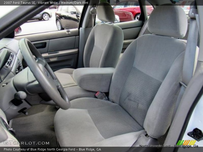 Vibrant White / Medium/Dark Flint 2007 Ford Taurus SE