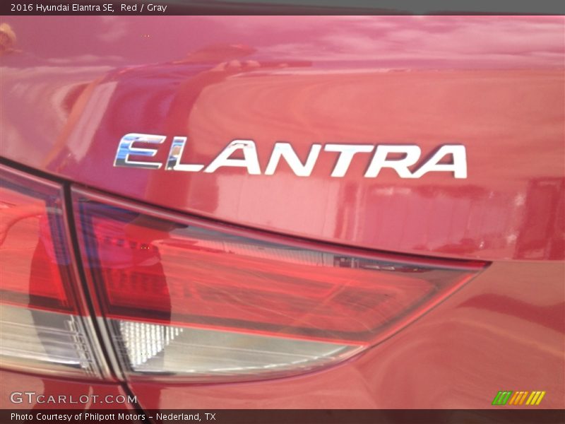 Red / Gray 2016 Hyundai Elantra SE
