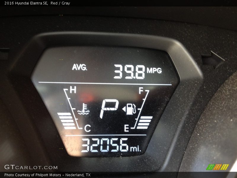 Red / Gray 2016 Hyundai Elantra SE