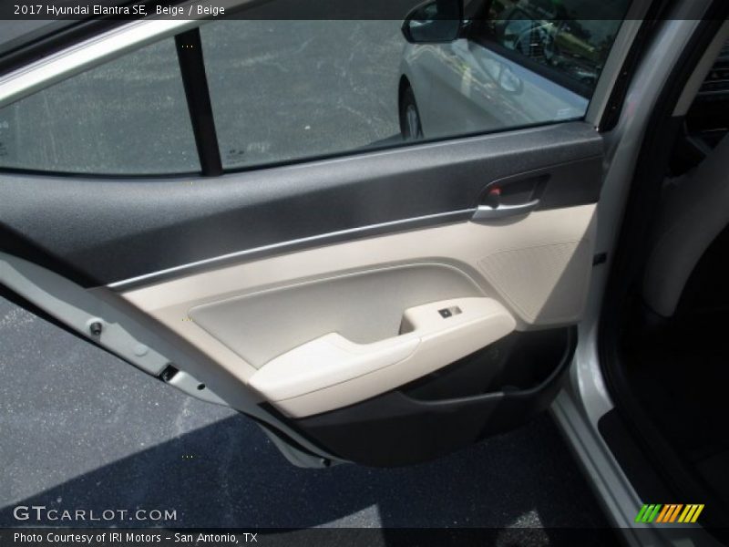 Beige / Beige 2017 Hyundai Elantra SE
