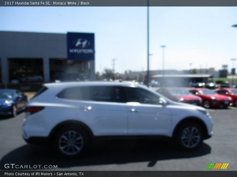 Monaco White / Black 2017 Hyundai Santa Fe SE