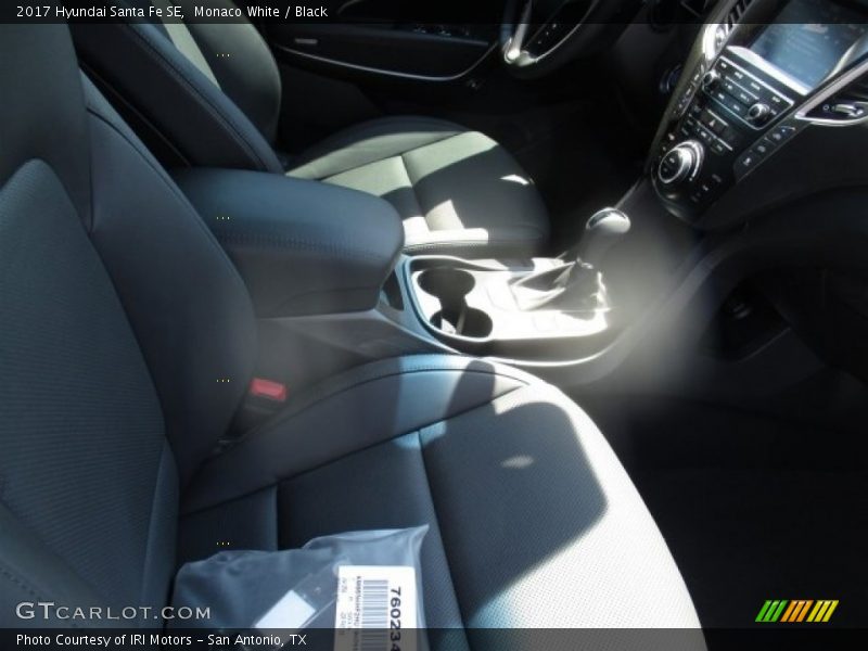 Monaco White / Black 2017 Hyundai Santa Fe SE