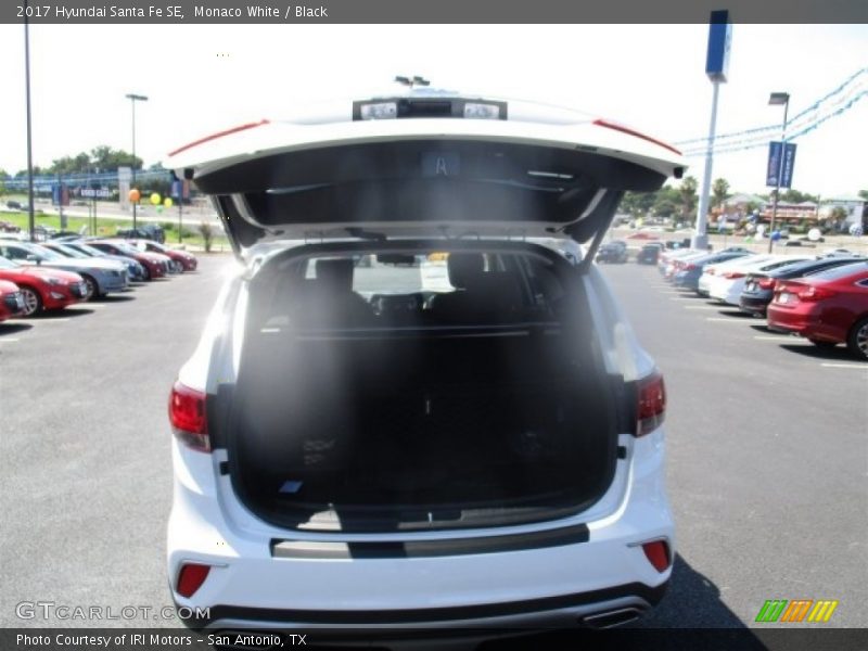 Monaco White / Black 2017 Hyundai Santa Fe SE