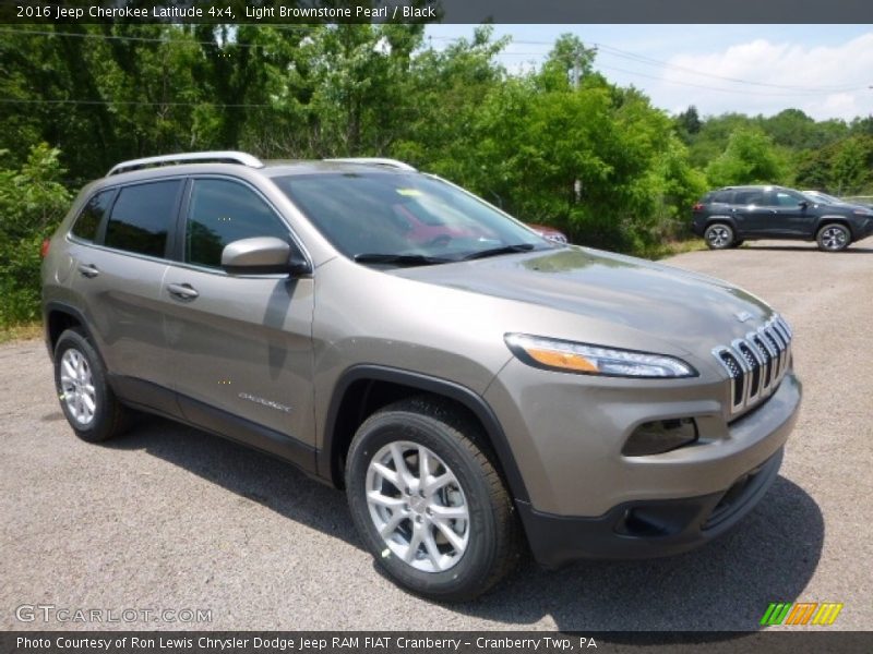 Light Brownstone Pearl / Black 2016 Jeep Cherokee Latitude 4x4