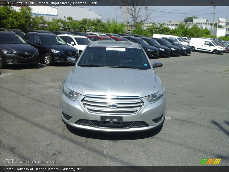 Ingot Silver / Charcoal Black 2014 Ford Taurus Limited
