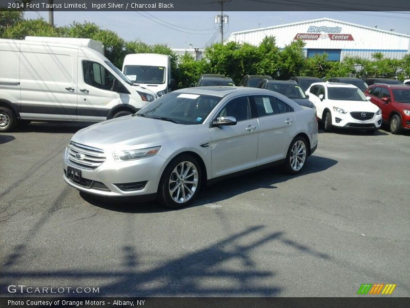 Ingot Silver / Charcoal Black 2014 Ford Taurus Limited