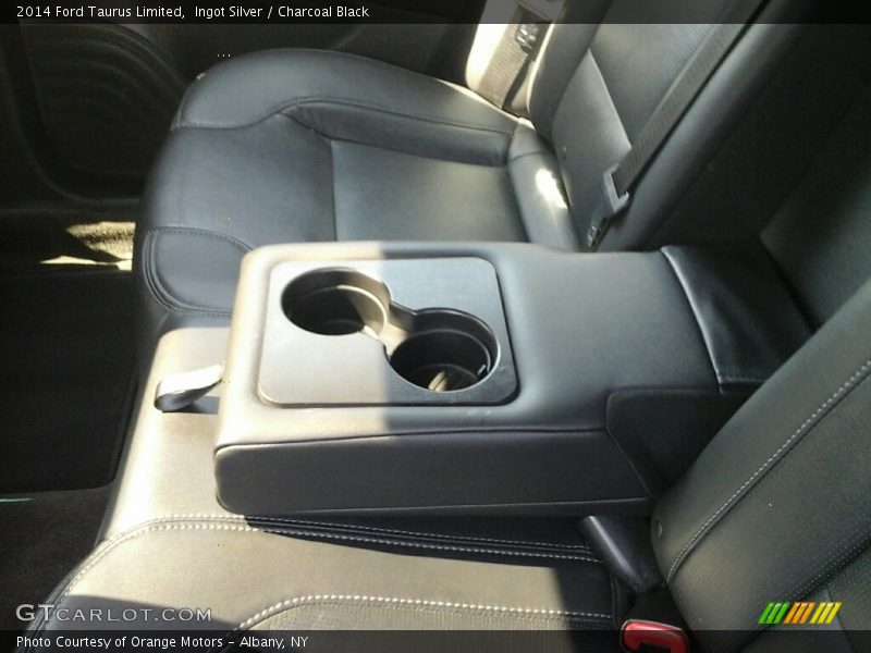 Ingot Silver / Charcoal Black 2014 Ford Taurus Limited