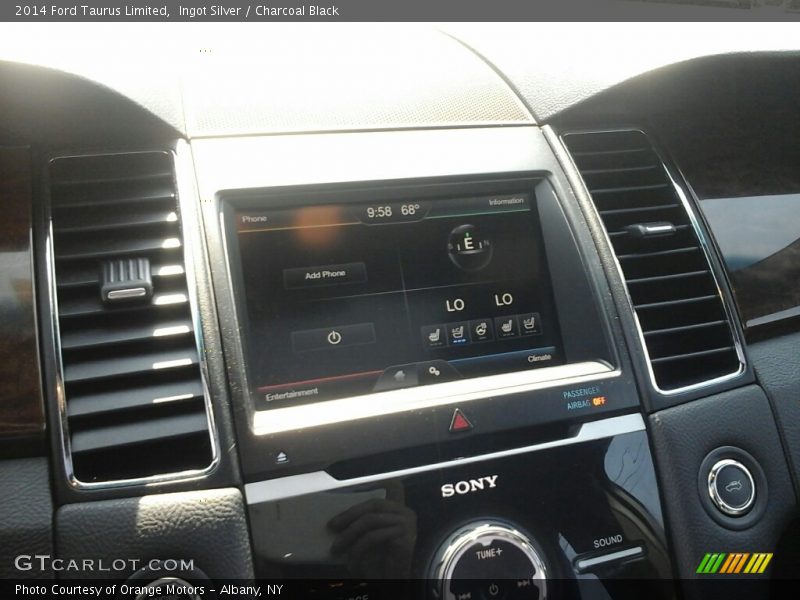 Ingot Silver / Charcoal Black 2014 Ford Taurus Limited