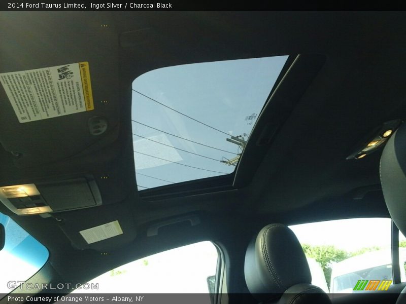 Ingot Silver / Charcoal Black 2014 Ford Taurus Limited