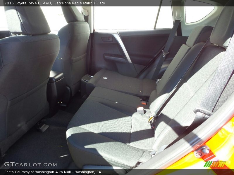 Barcelona Red Metallic / Black 2016 Toyota RAV4 LE AWD