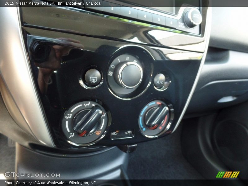 Brilliant Silver / Charcoal 2015 Nissan Versa Note SR