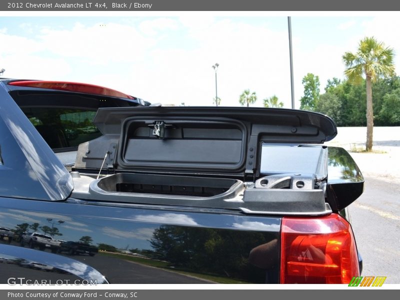 Black / Ebony 2012 Chevrolet Avalanche LT 4x4