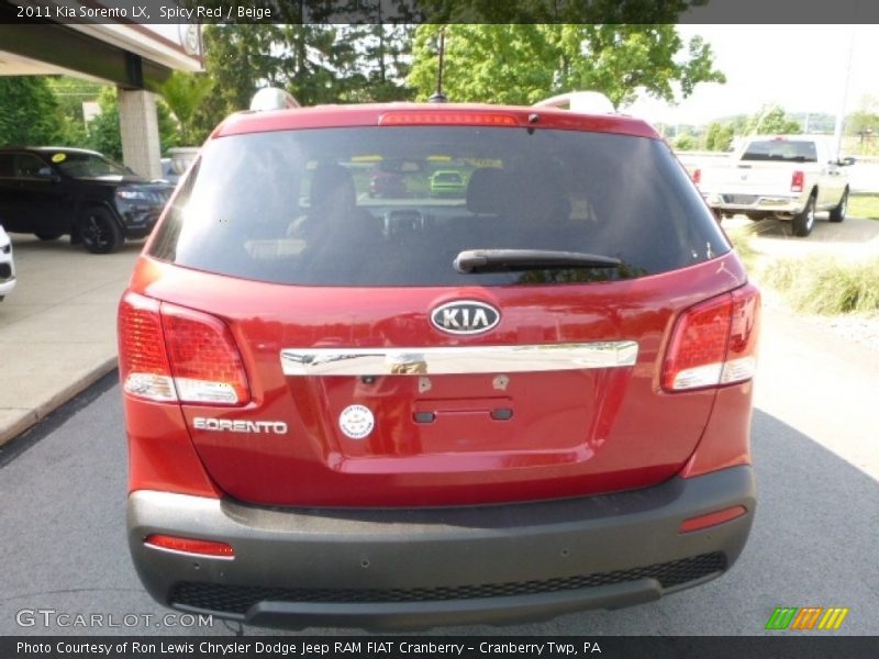 Spicy Red / Beige 2011 Kia Sorento LX