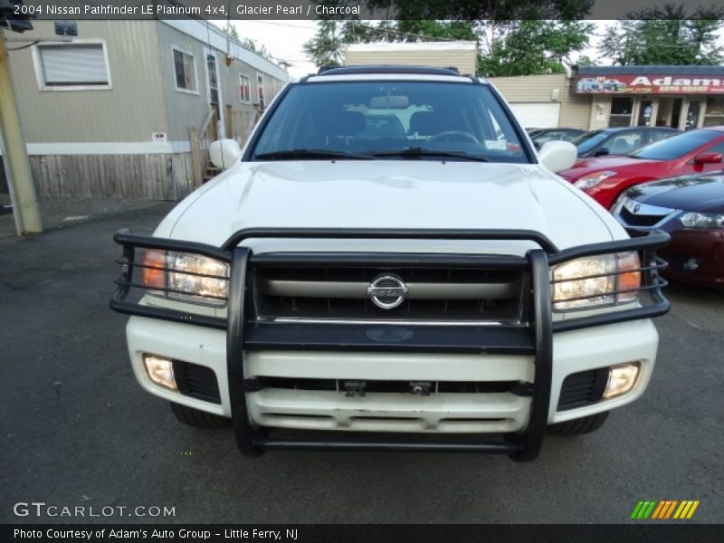 Glacier Pearl / Charcoal 2004 Nissan Pathfinder LE Platinum 4x4