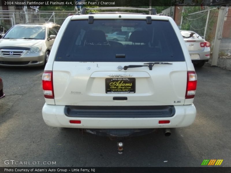 Glacier Pearl / Charcoal 2004 Nissan Pathfinder LE Platinum 4x4