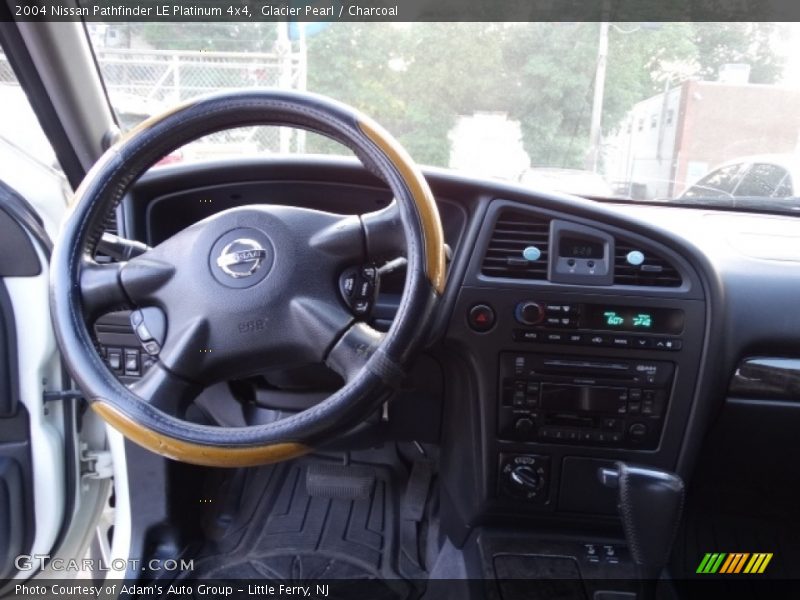 Glacier Pearl / Charcoal 2004 Nissan Pathfinder LE Platinum 4x4