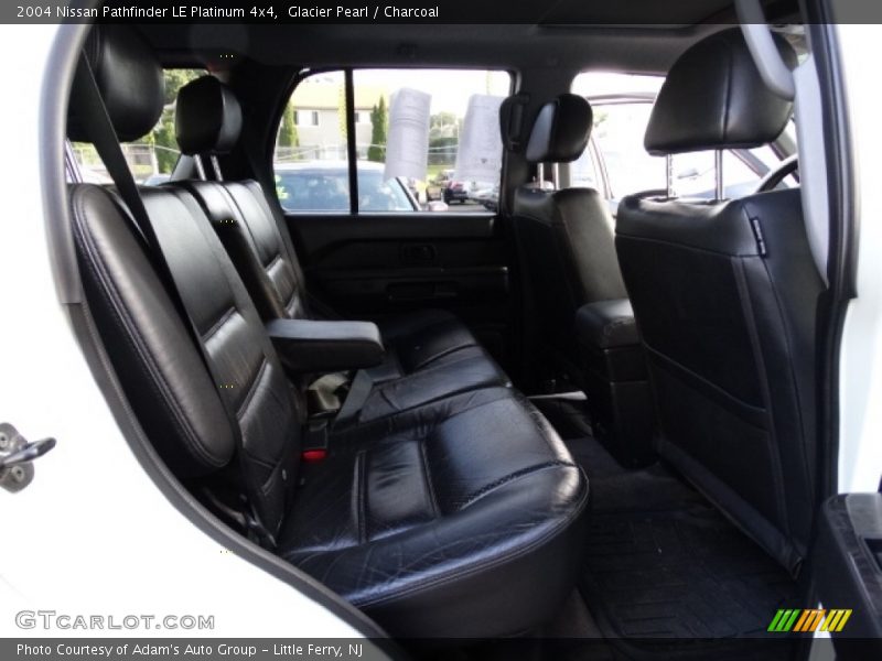 Glacier Pearl / Charcoal 2004 Nissan Pathfinder LE Platinum 4x4