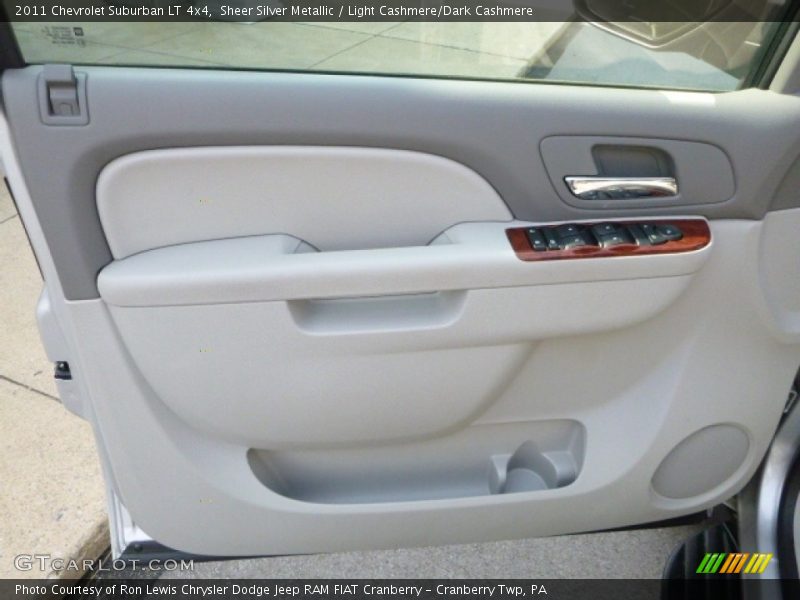 Sheer Silver Metallic / Light Cashmere/Dark Cashmere 2011 Chevrolet Suburban LT 4x4