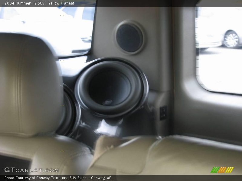 Yellow / Wheat 2004 Hummer H2 SUV