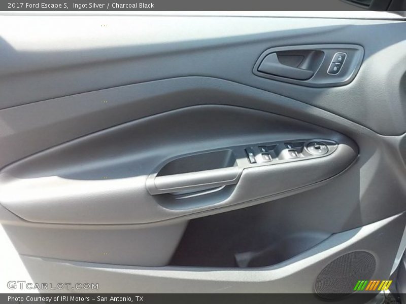 Ingot Silver / Charcoal Black 2017 Ford Escape S