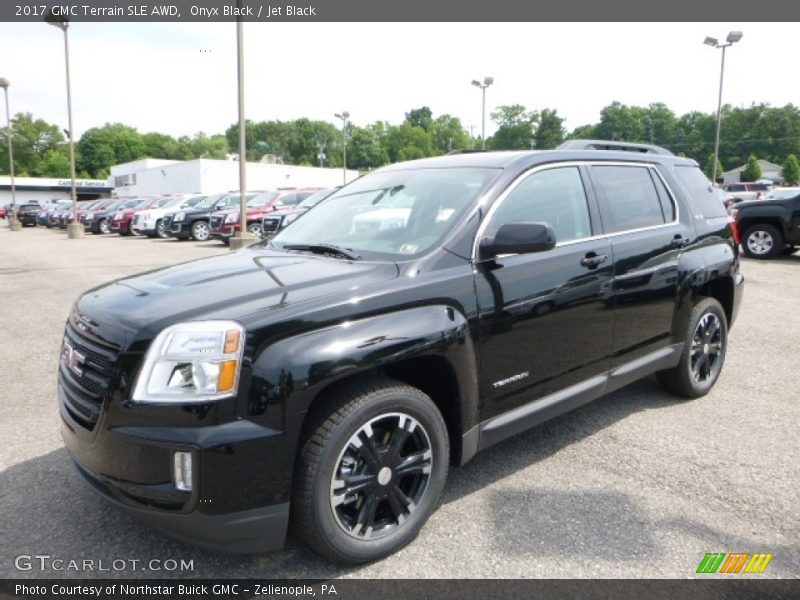 Front 3/4 View of 2017 Terrain SLE AWD