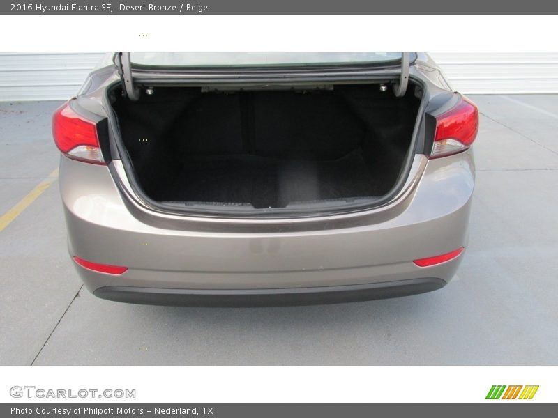 Desert Bronze / Beige 2016 Hyundai Elantra SE