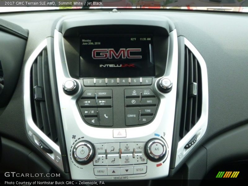 Summit White / Jet Black 2017 GMC Terrain SLE AWD