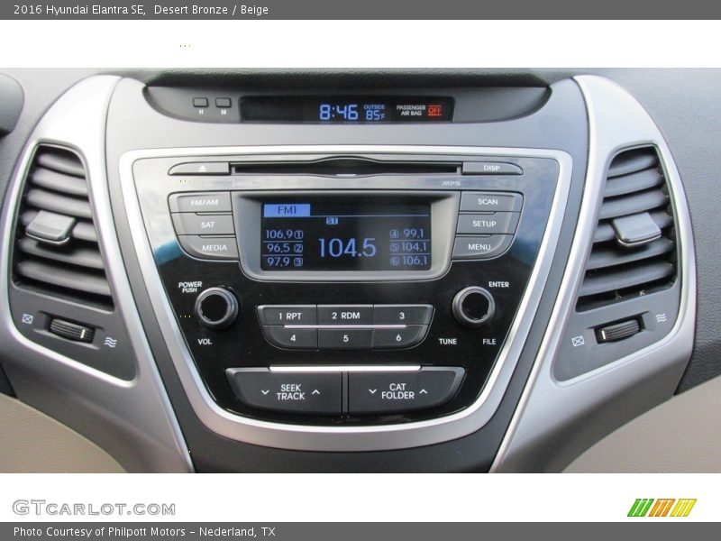 Desert Bronze / Beige 2016 Hyundai Elantra SE