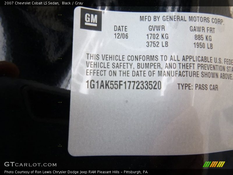 Black / Gray 2007 Chevrolet Cobalt LS Sedan