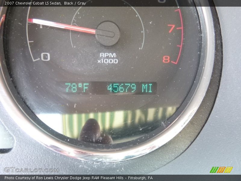 Black / Gray 2007 Chevrolet Cobalt LS Sedan