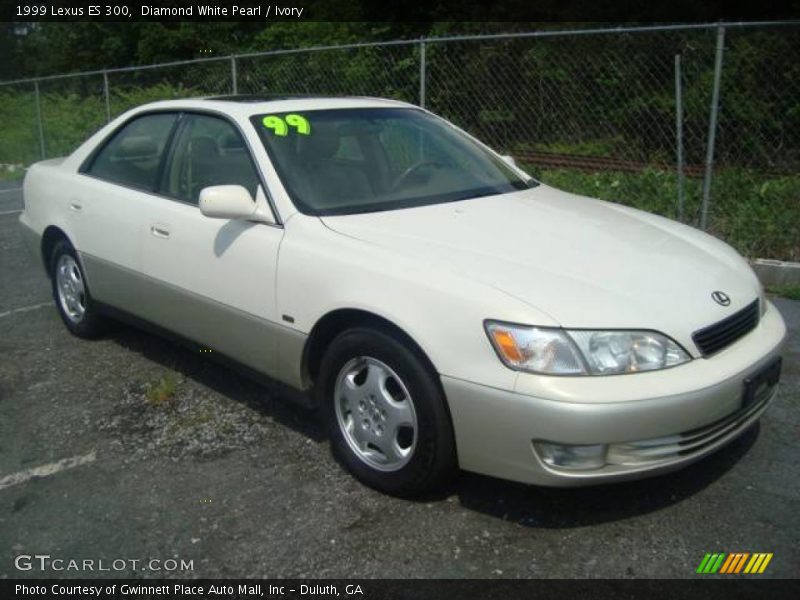 Diamond White Pearl / Ivory 1999 Lexus ES 300