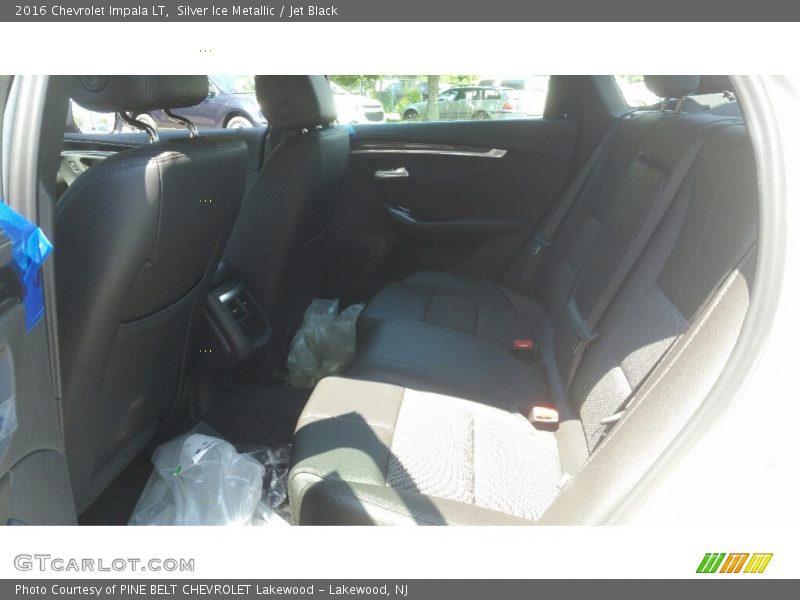 Silver Ice Metallic / Jet Black 2016 Chevrolet Impala LT