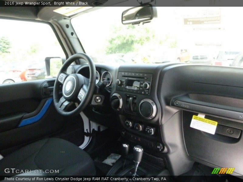 Bright White / Black 2016 Jeep Wrangler Sport