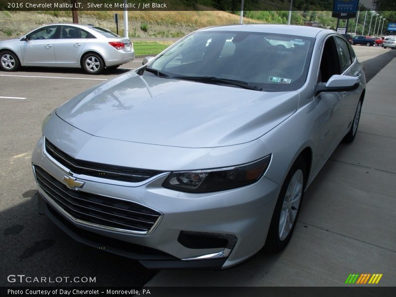 Silver Ice Metallic / Jet Black 2016 Chevrolet Malibu LT