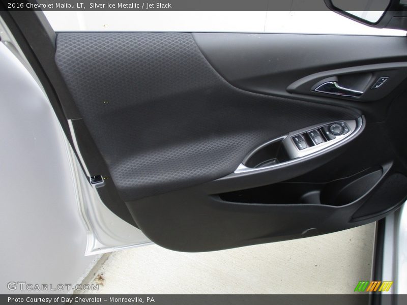 Silver Ice Metallic / Jet Black 2016 Chevrolet Malibu LT