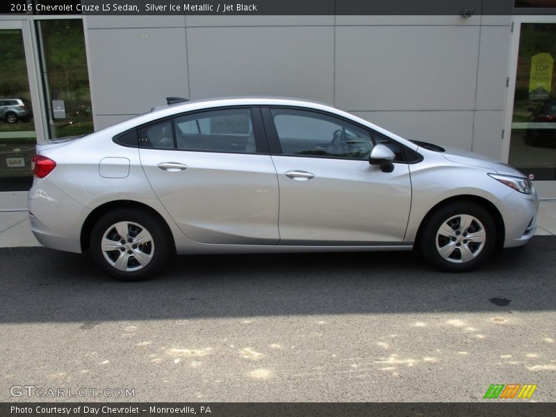 Silver Ice Metallic / Jet Black 2016 Chevrolet Cruze LS Sedan