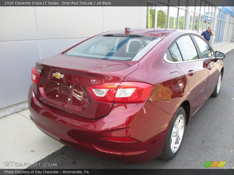 Siren Red Tintcoat / Jet Black 2016 Chevrolet Cruze LT Sedan