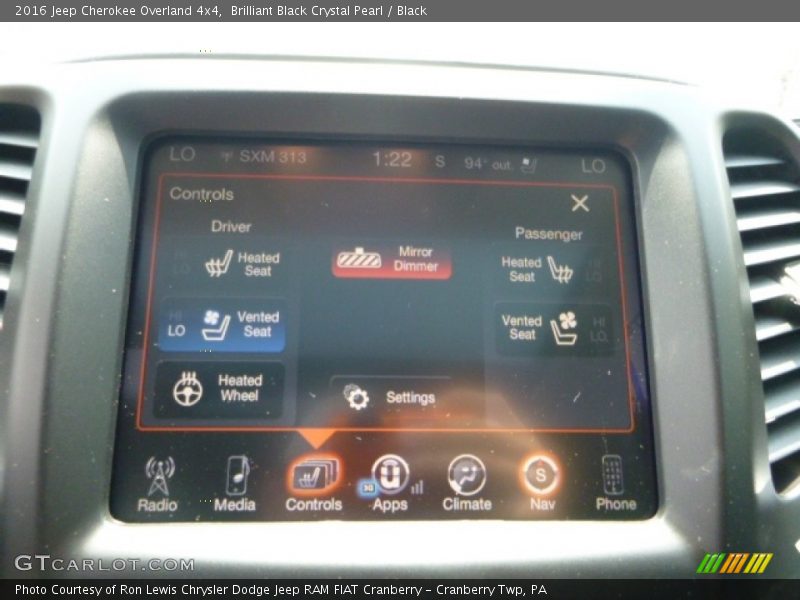 Brilliant Black Crystal Pearl / Black 2016 Jeep Cherokee Overland 4x4