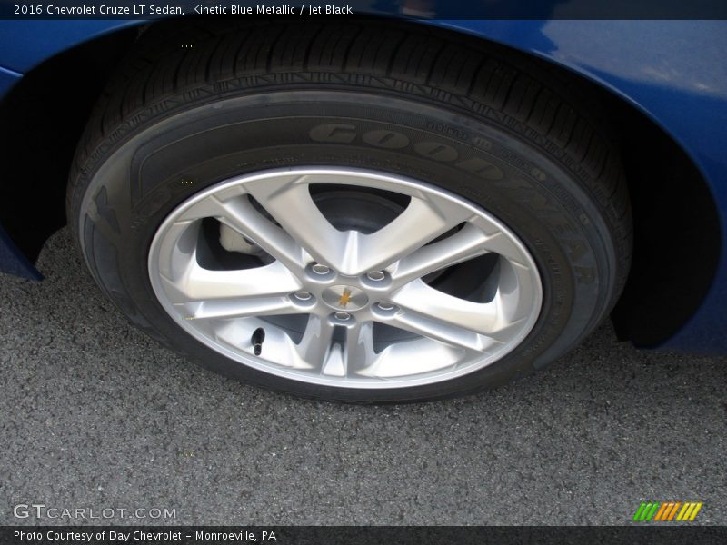 Kinetic Blue Metallic / Jet Black 2016 Chevrolet Cruze LT Sedan