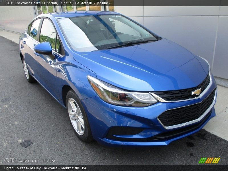 Kinetic Blue Metallic / Jet Black 2016 Chevrolet Cruze LT Sedan