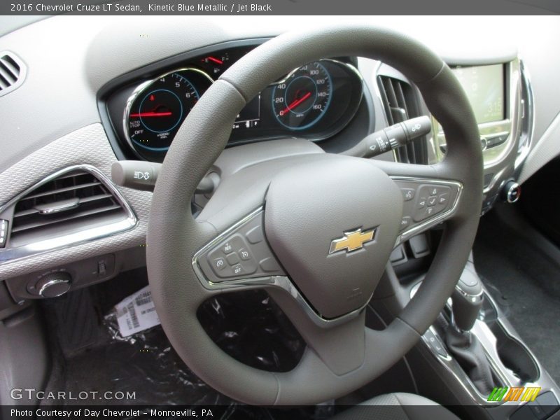 Kinetic Blue Metallic / Jet Black 2016 Chevrolet Cruze LT Sedan